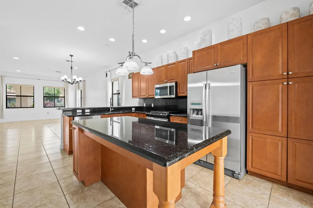 3171 NW 125th Avenue Sunrise, FL 33323