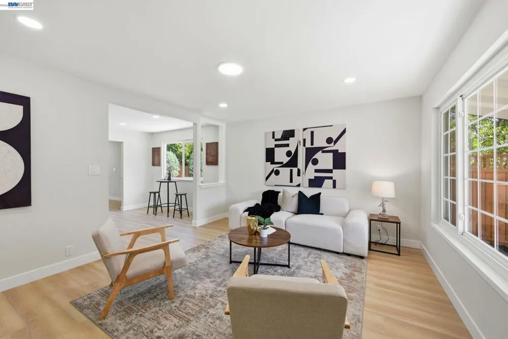 965 Collins Court Hayward, CA 94544