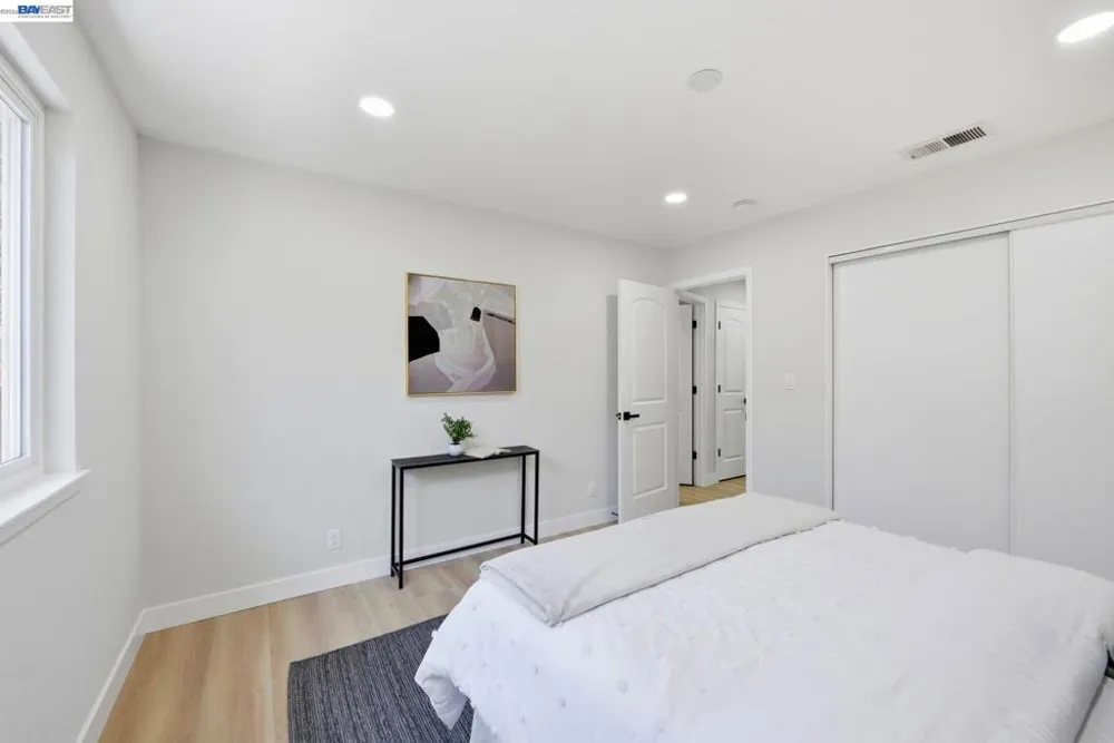 965 Collins Court Hayward, CA 94544