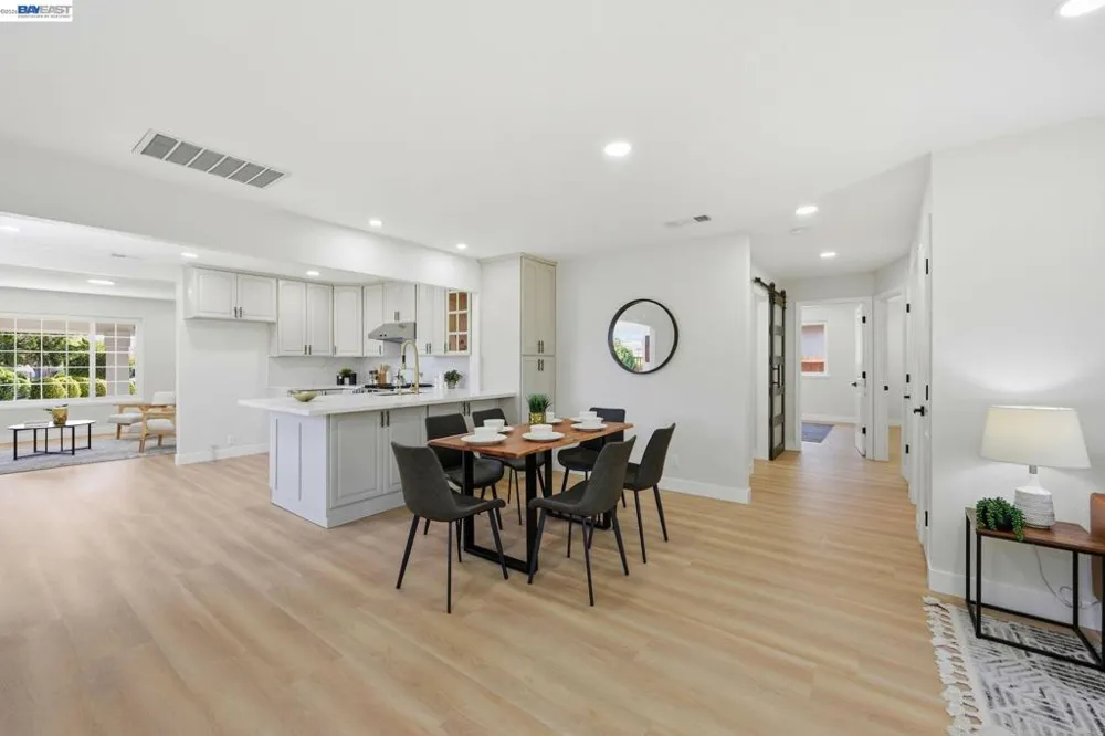 965 Collins Court Hayward, CA 94544