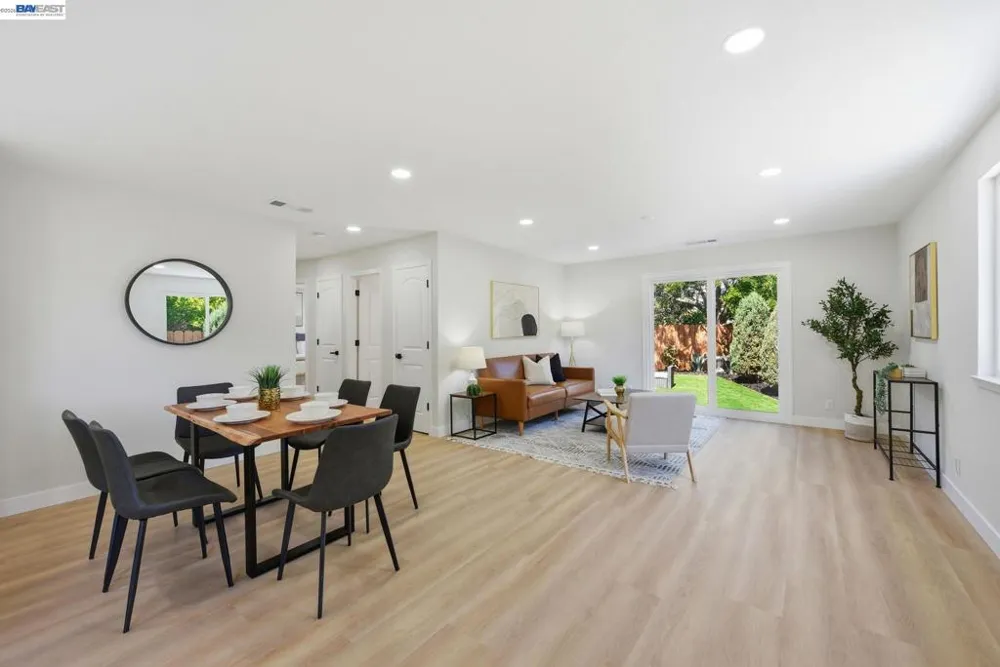 965 Collins Court Hayward, CA 94544