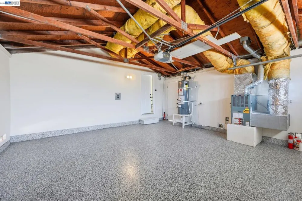 965 Collins Court Hayward, CA 94544