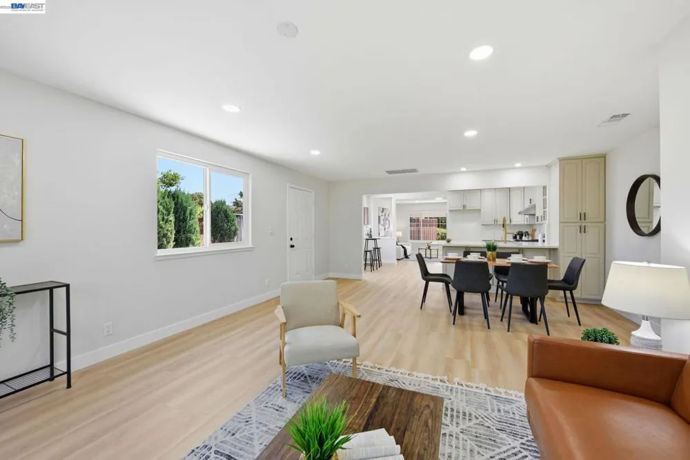 965 Collins Court Hayward, CA 94544