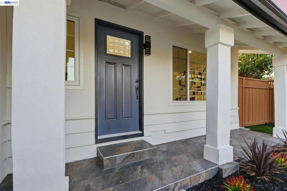 965 Collins Court Hayward, CA 94544