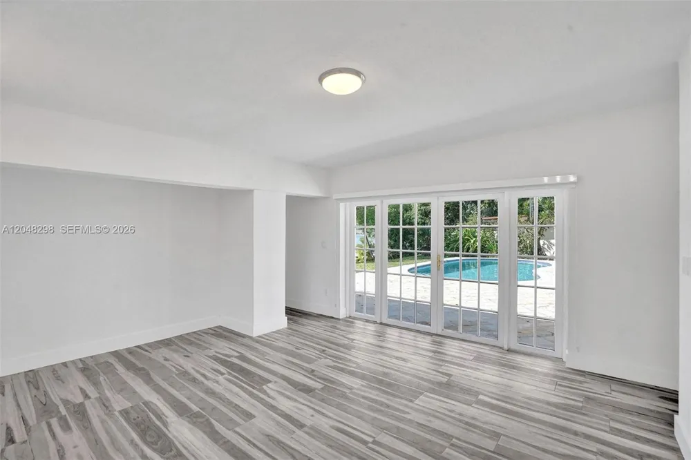 19260 NE 22nd Ave North Miami Beach, FL 33180