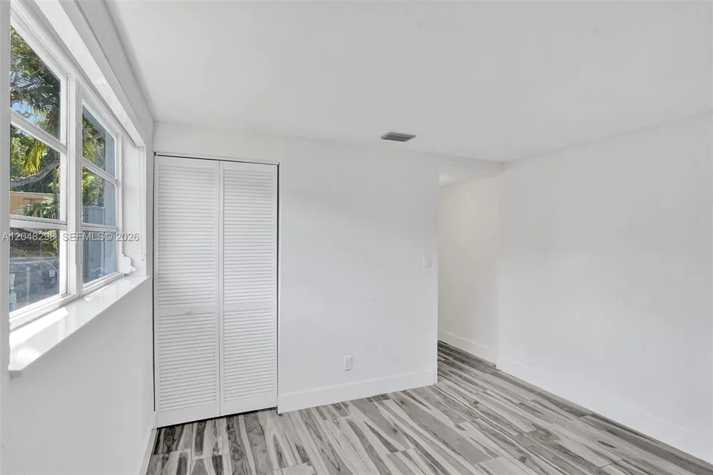 19260 NE 22nd Ave North Miami Beach, FL 33180