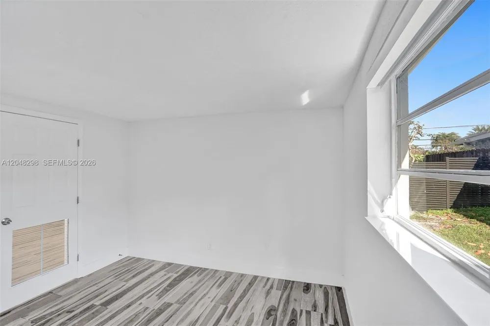 19260 NE 22nd Ave North Miami Beach, FL 33180