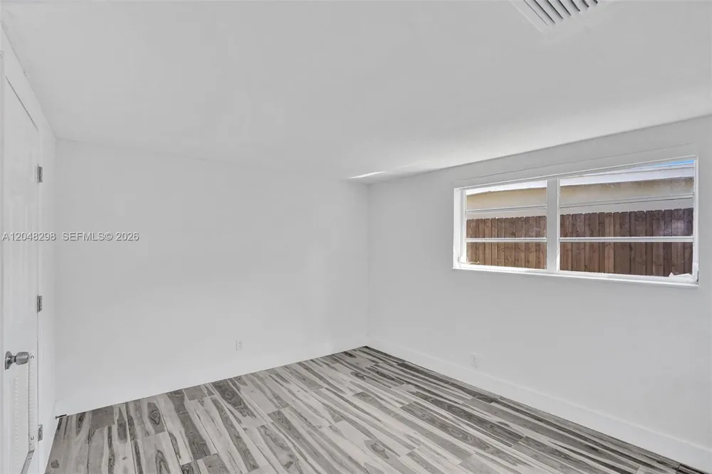 19260 NE 22nd Ave North Miami Beach, FL 33180