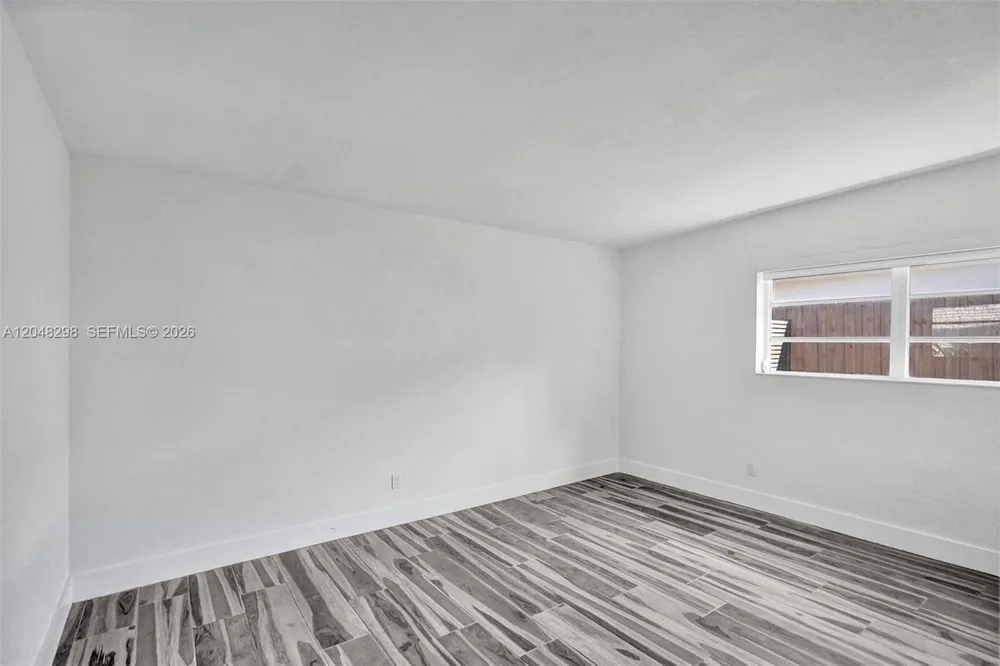 19260 NE 22nd Ave North Miami Beach, FL 33180