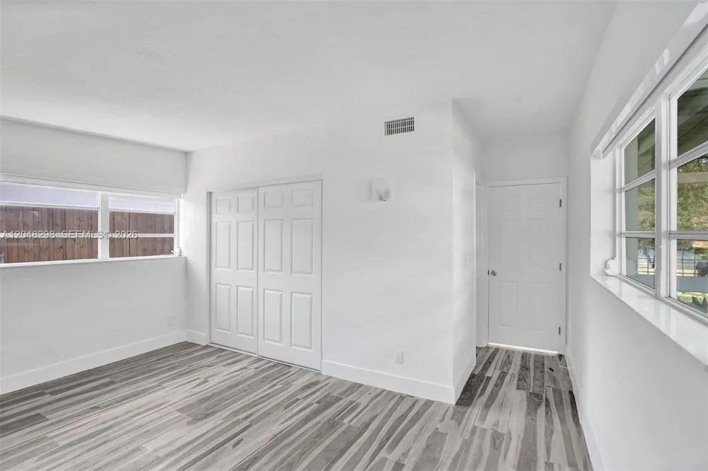 19260 NE 22nd Ave North Miami Beach, FL 33180