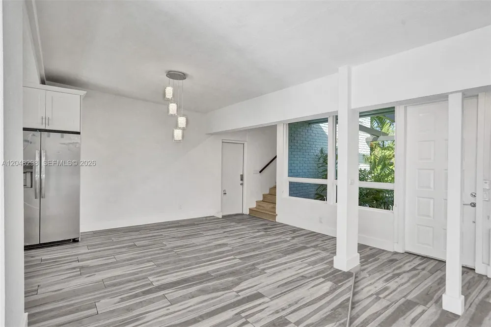 19260 NE 22nd Ave North Miami Beach, FL 33180