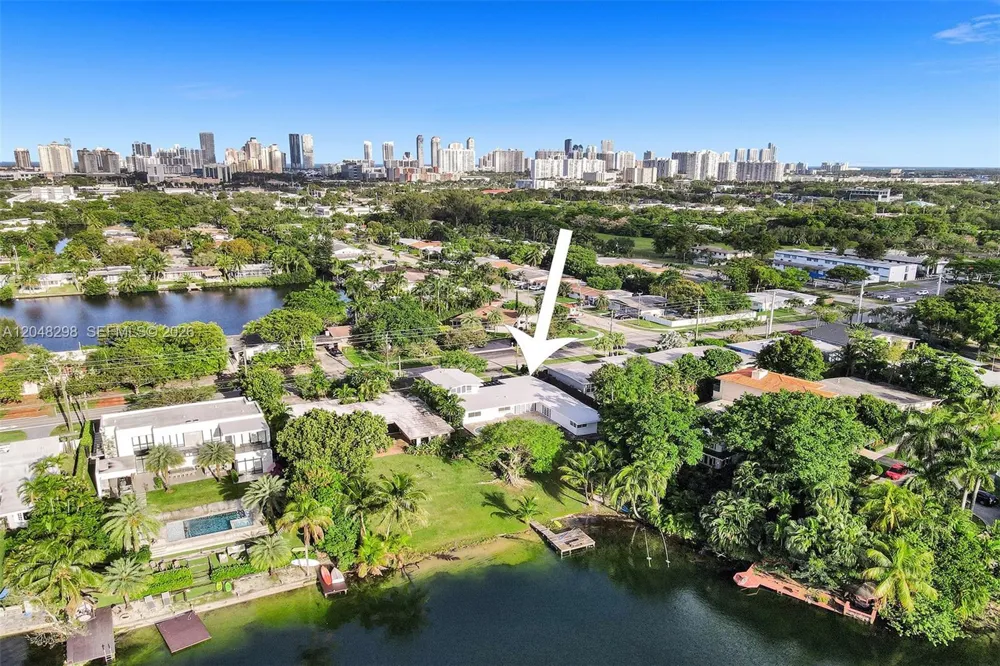19260 NE 22nd Ave North Miami Beach, FL 33180