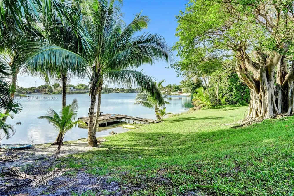 19260 NE 22nd Ave North Miami Beach, FL 33180