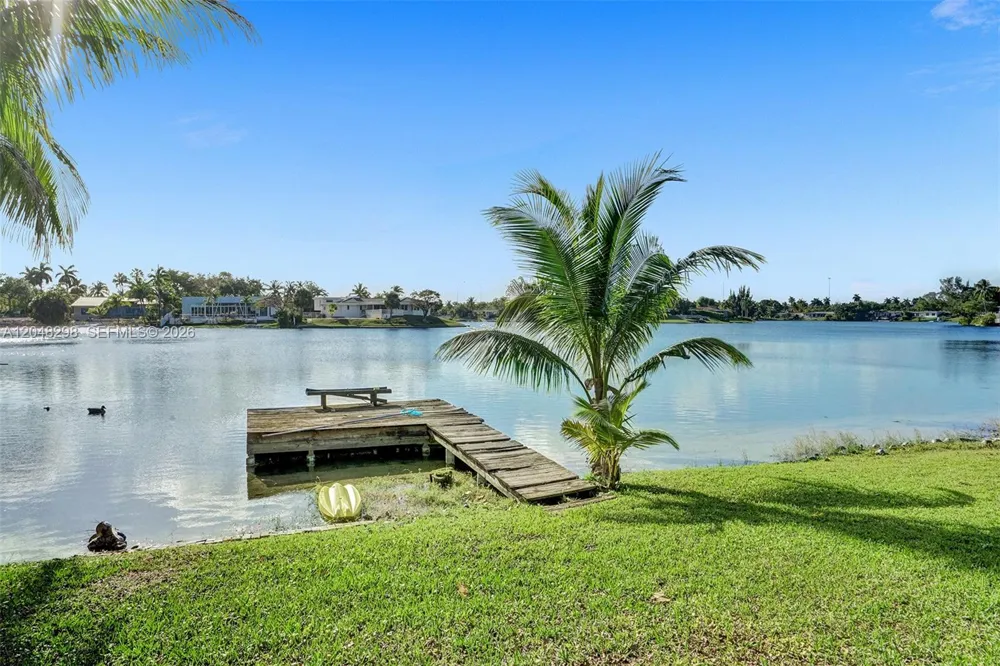 19260 NE 22nd Ave North Miami Beach, FL 33180