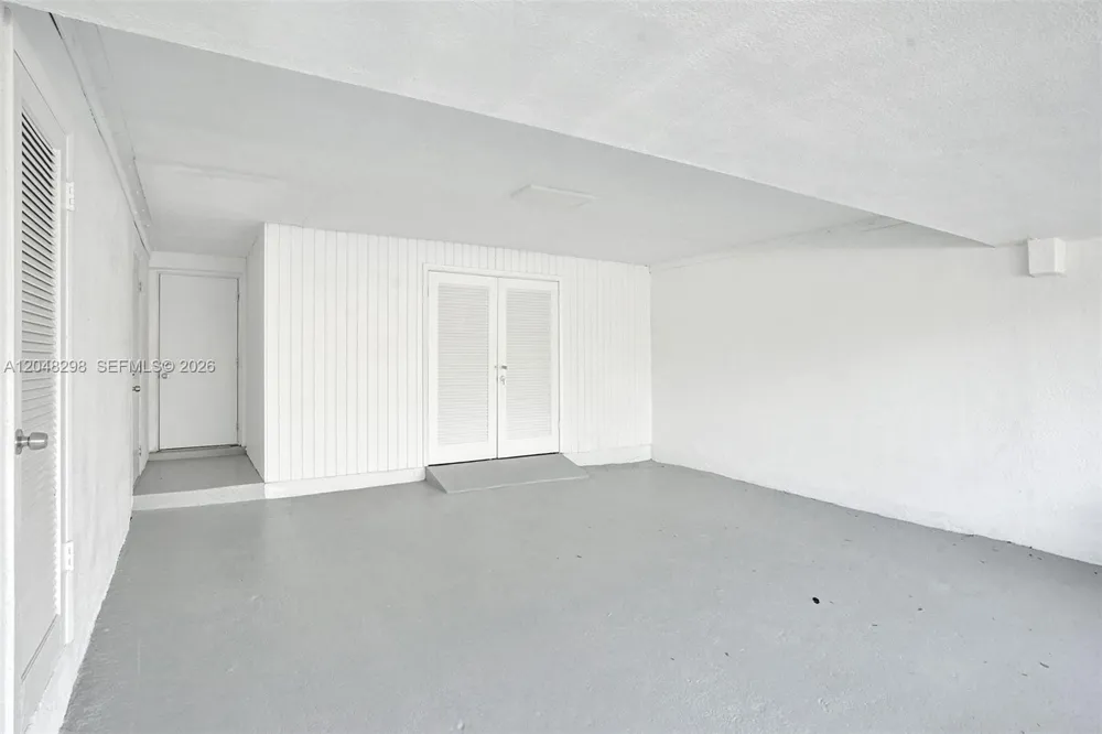 19260 NE 22nd Ave North Miami Beach, FL 33180
