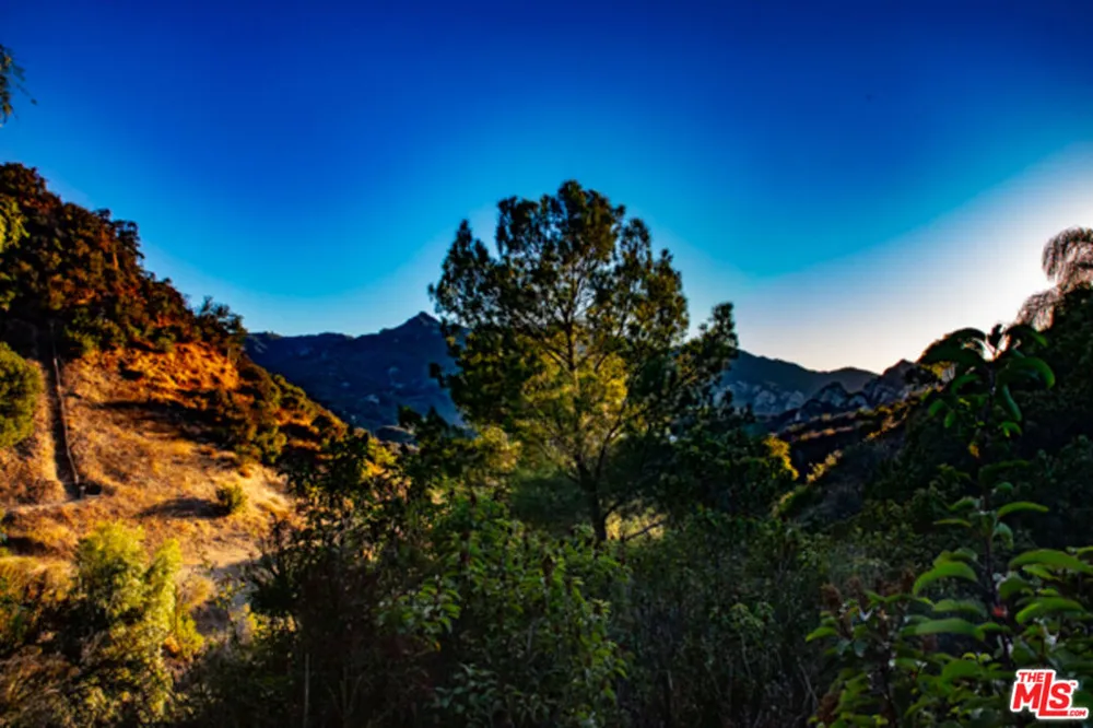 2521 Topanga Skyline Drive Topanga, CA 90290