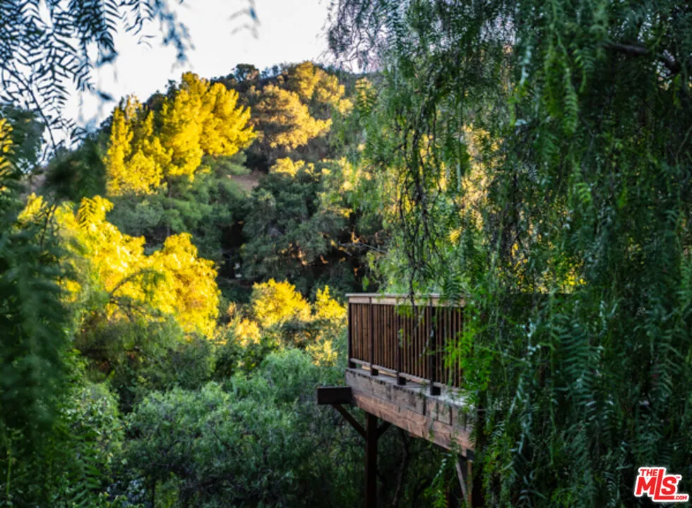 2521 Topanga Skyline Drive Topanga, CA 90290