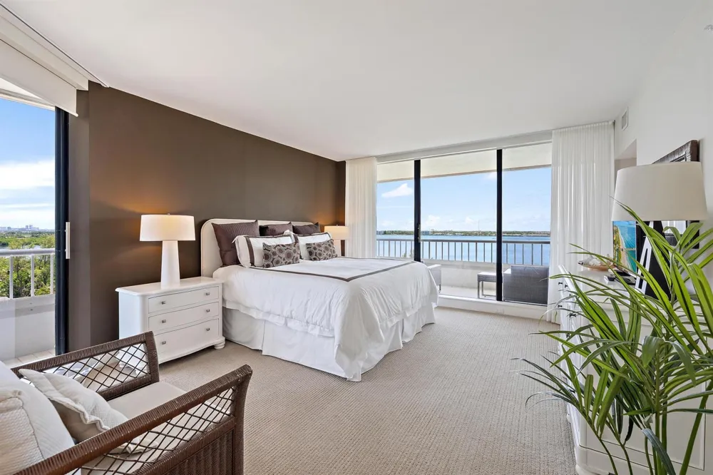 5250 Ocean Drive #10s Singer Island, FL 33404