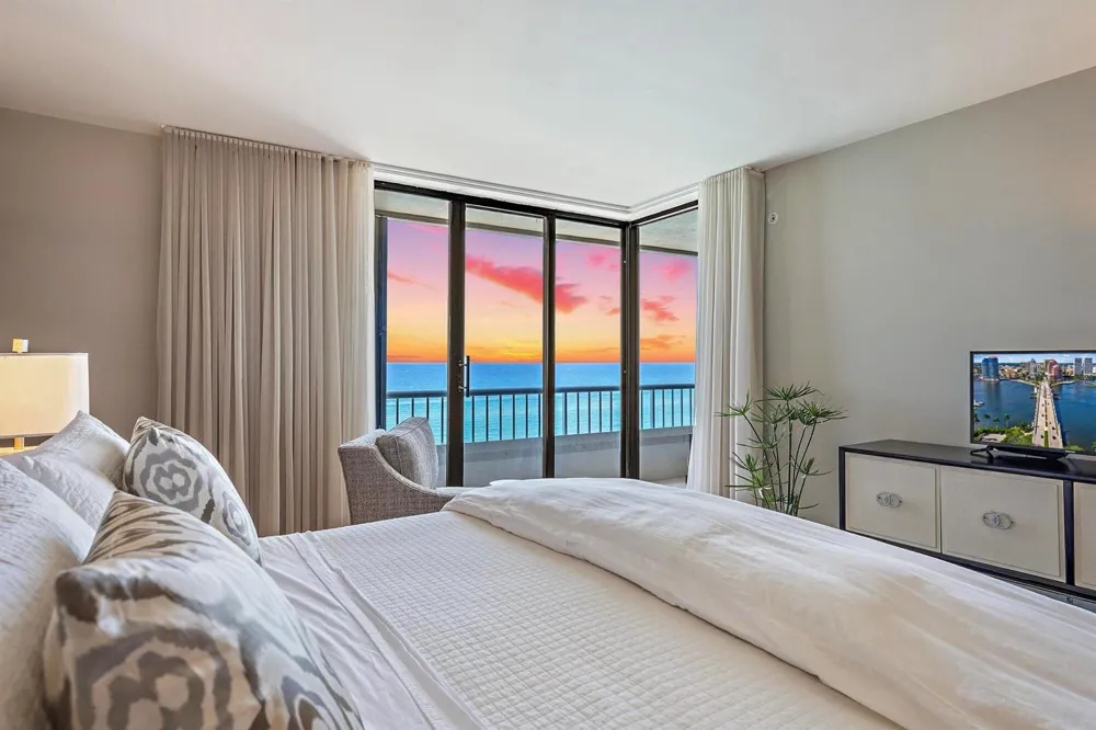 5250 Ocean Drive #10s Singer Island, FL 33404