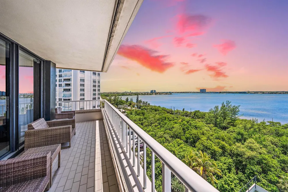 5250 Ocean Drive #10s Singer Island, FL 33404