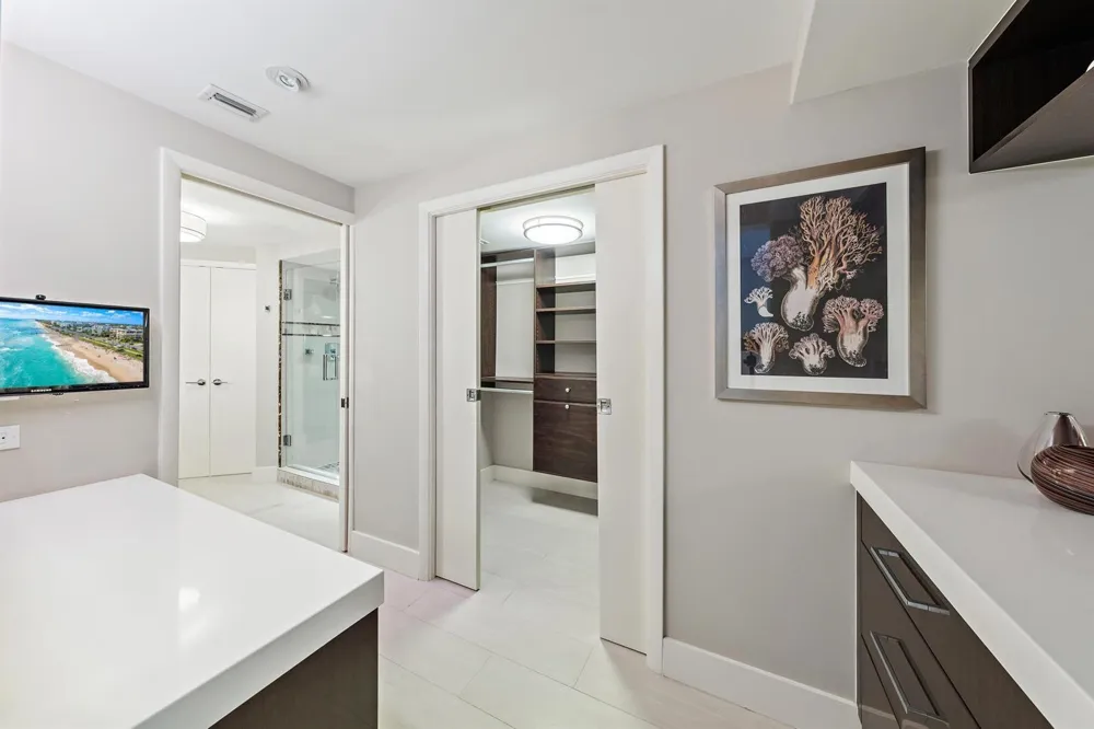5250 Ocean Drive #10s Singer Island, FL 33404