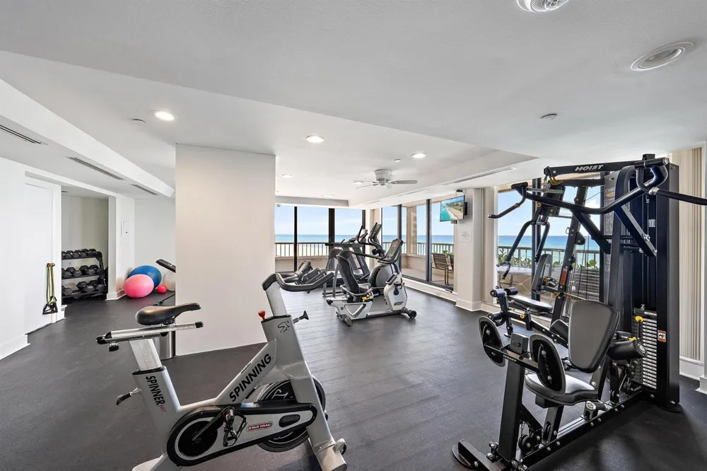 5250 Ocean Drive #10s Singer Island, FL 33404