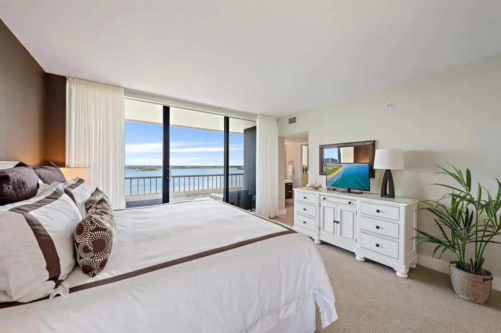 5250 Ocean Drive #10s Singer Island, FL 33404