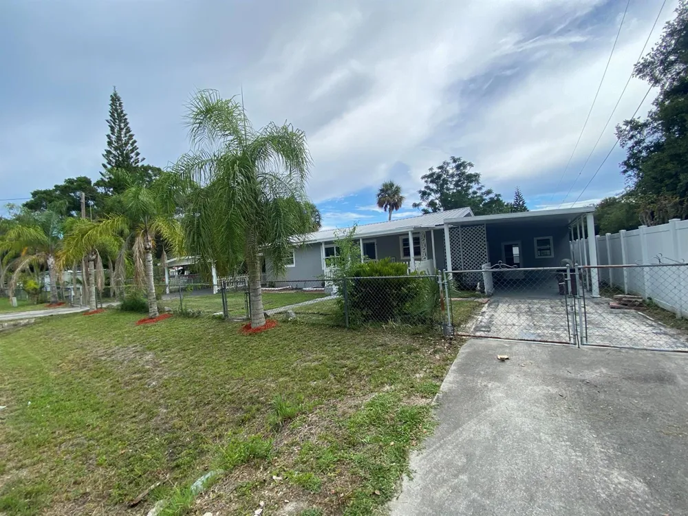 1788 SW 8th Street Okeechobee, FL 34974