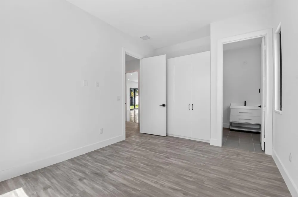 3920 Espan Court Palm Springs, FL 33461