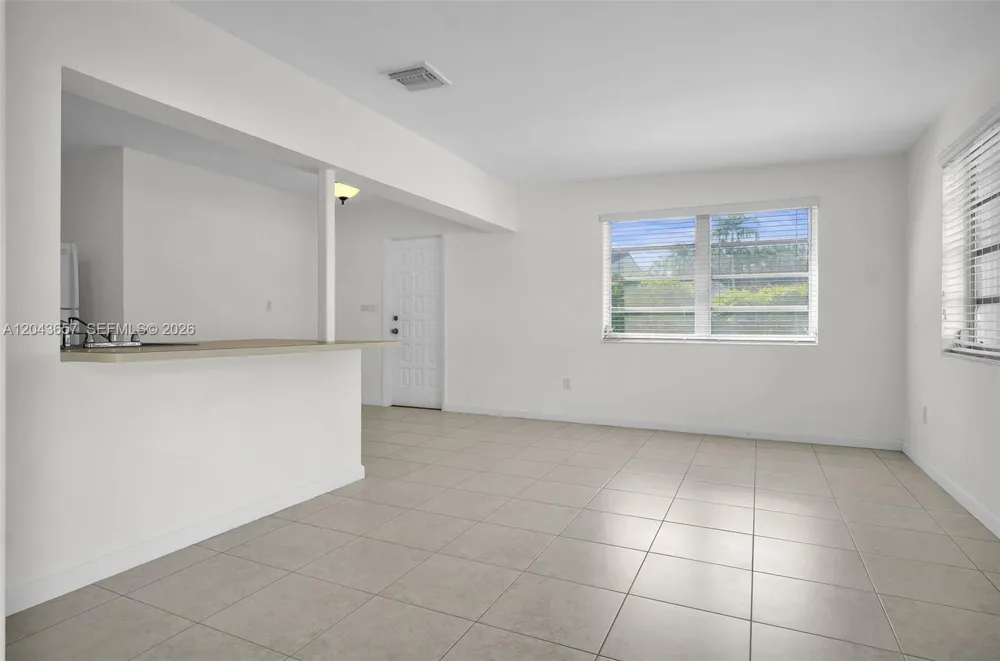 14375 Lake Candlewood Ct Miami Lakes, FL 33014
