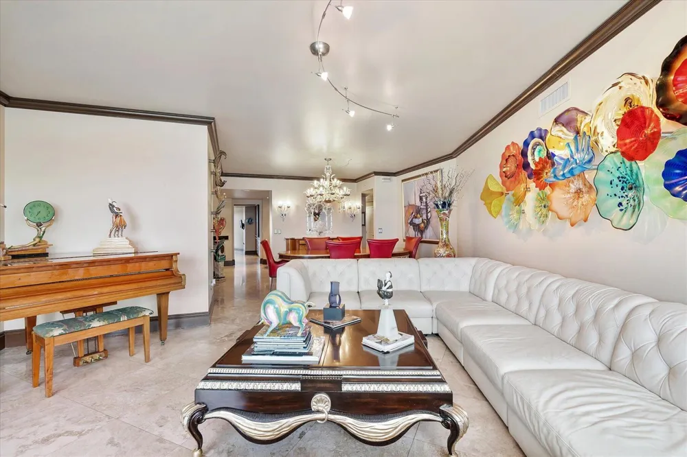 3101 S Ocean Drive #2707 Hollywood, FL 33019