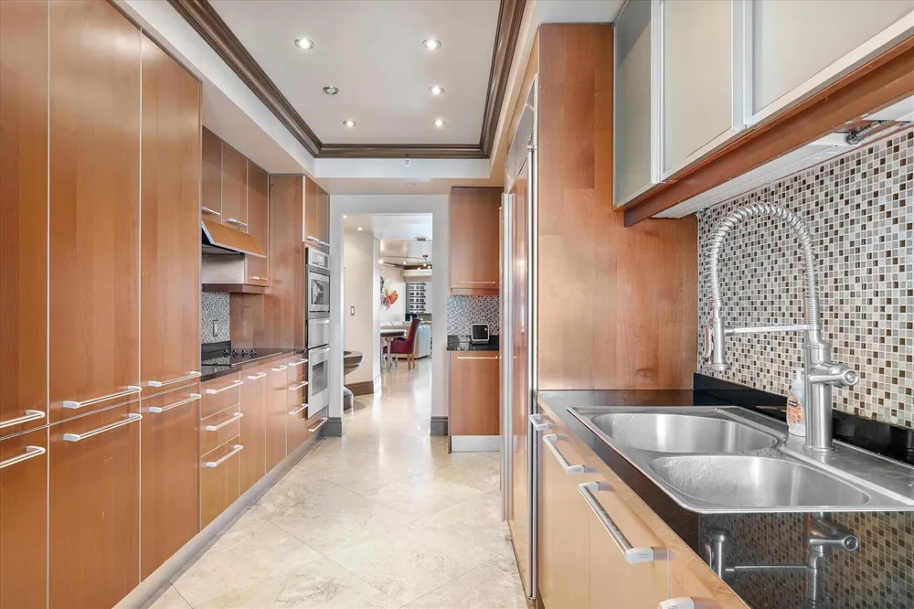 3101 S Ocean Drive #2707 Hollywood, FL 33019