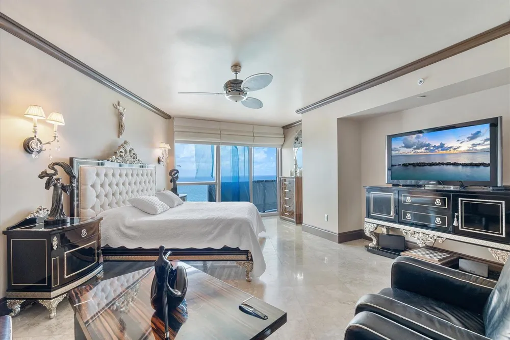 3101 S Ocean Drive #2707 Hollywood, FL 33019