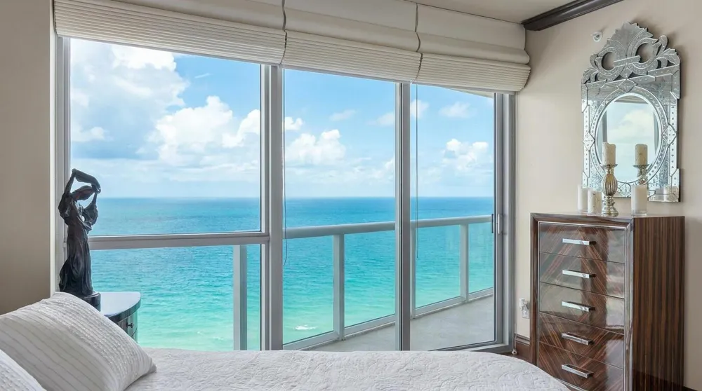 3101 S Ocean Drive #2707 Hollywood, FL 33019