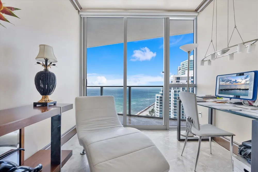 3101 S Ocean Drive #2707 Hollywood, FL 33019