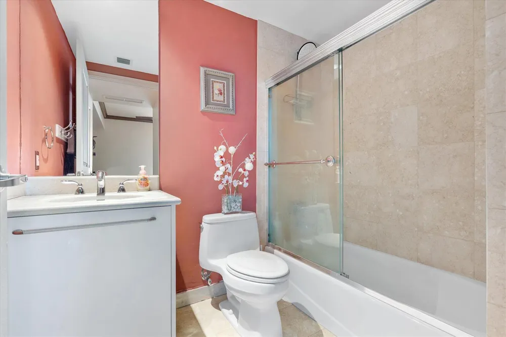 3101 S Ocean Drive #2707 Hollywood, FL 33019