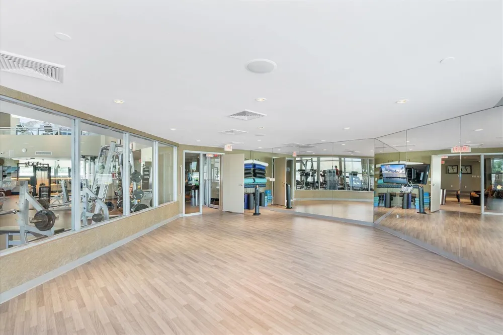 3101 S Ocean Drive #2707 Hollywood, FL 33019