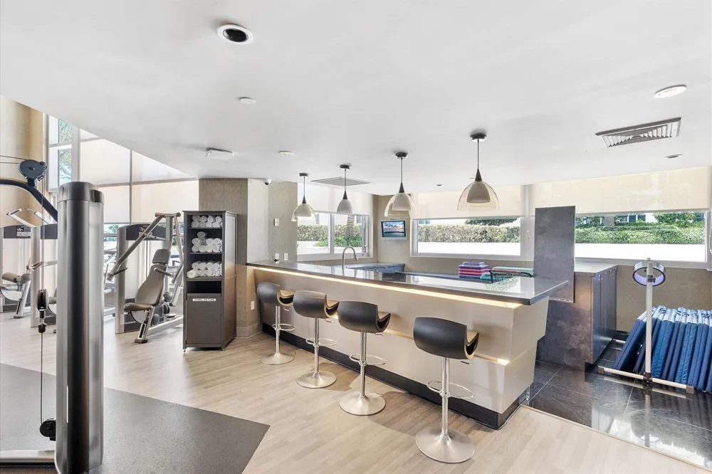 3101 S Ocean Drive #2707 Hollywood, FL 33019