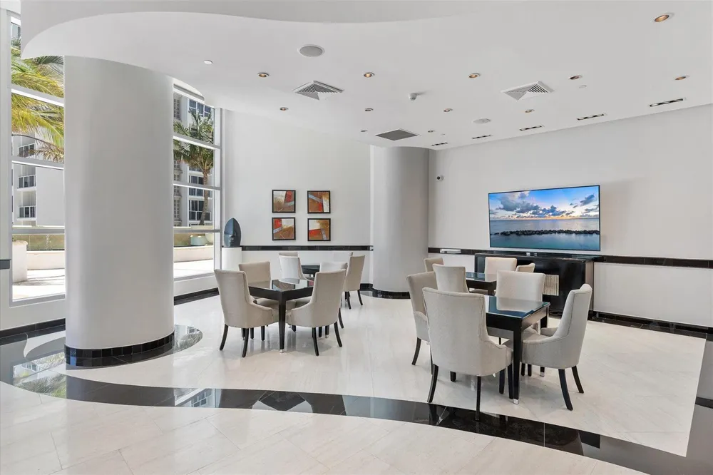 3101 S Ocean Drive #2707 Hollywood, FL 33019