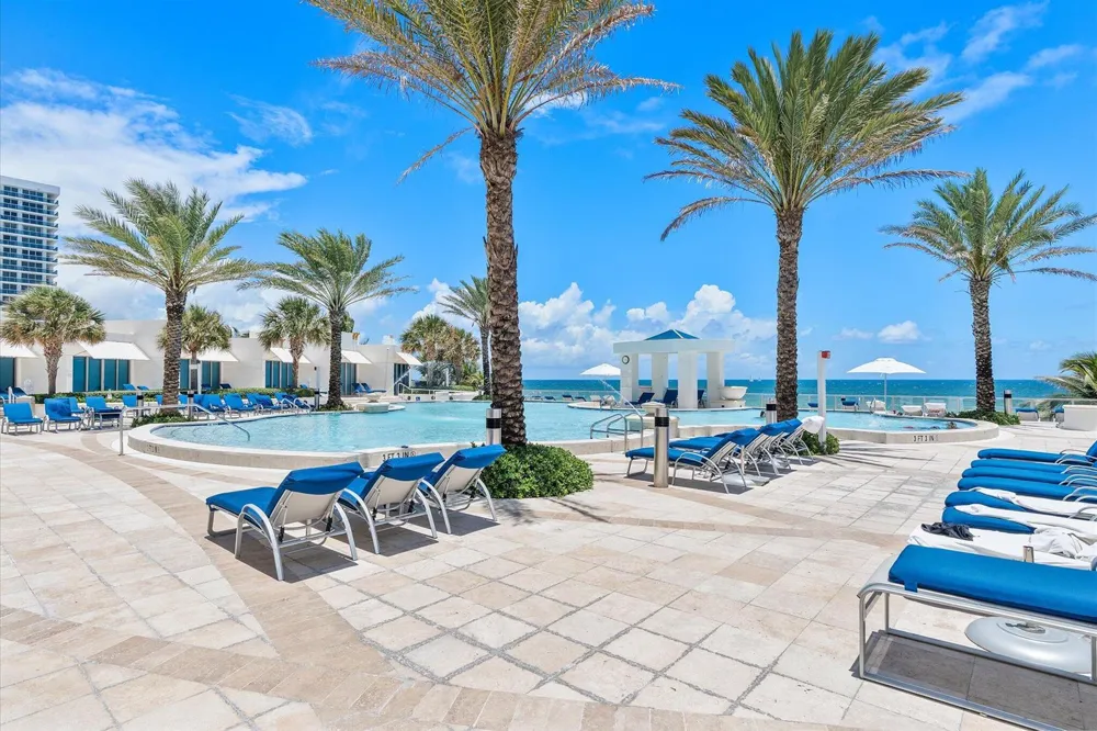 3101 S Ocean Drive #2707 Hollywood, FL 33019
