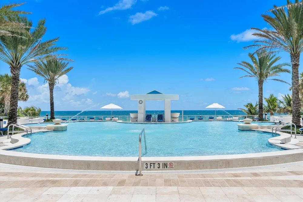3101 S Ocean Drive #2707 Hollywood, FL 33019
