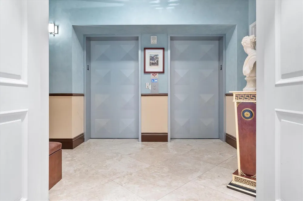 3101 S Ocean Drive #2707 Hollywood, FL 33019