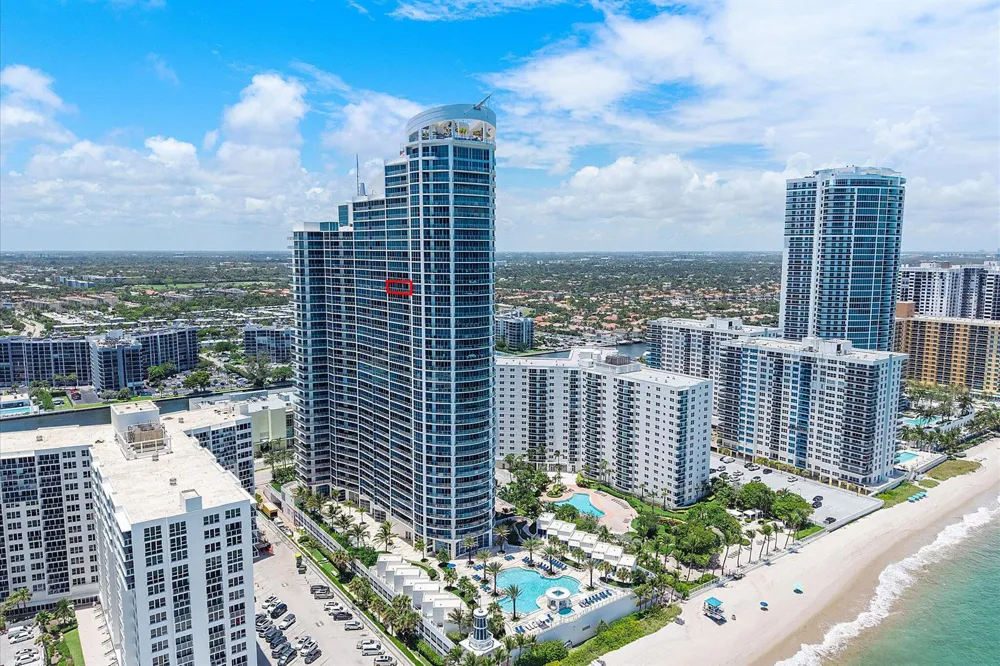 3101 S Ocean Drive #2707 Hollywood, FL 33019