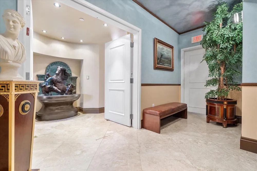 3101 S Ocean Drive #2707 Hollywood, FL 33019