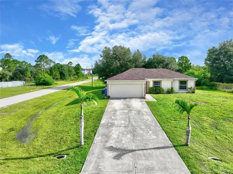 446 Windermere Dr.