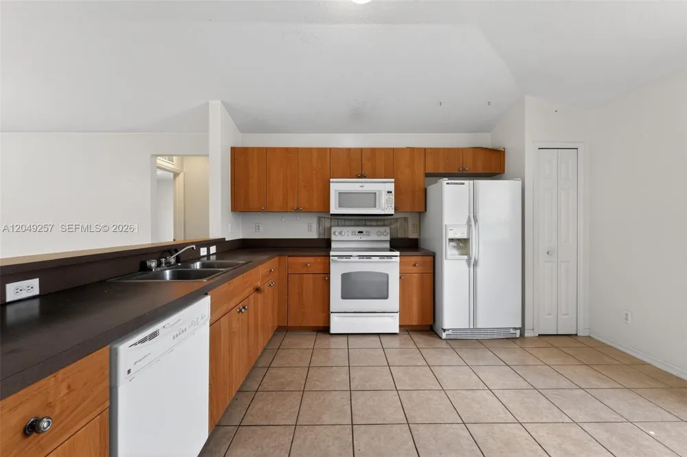 446 Windermere Dr. Lehigh Acres, FL 33972