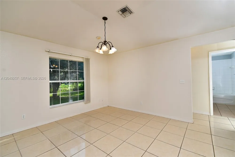 446 Windermere Dr. Lehigh Acres, FL 33972