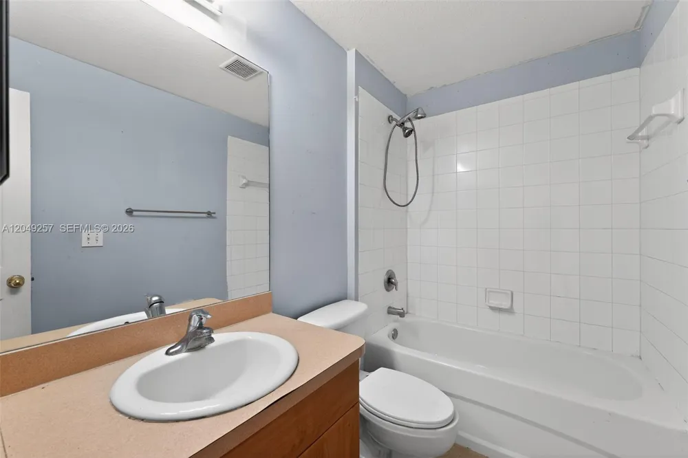 446 Windermere Dr. Lehigh Acres, FL 33972