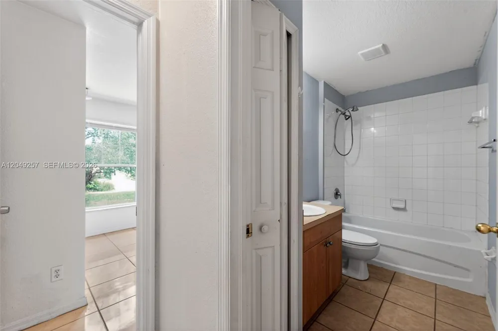 446 Windermere Dr. Lehigh Acres, FL 33972