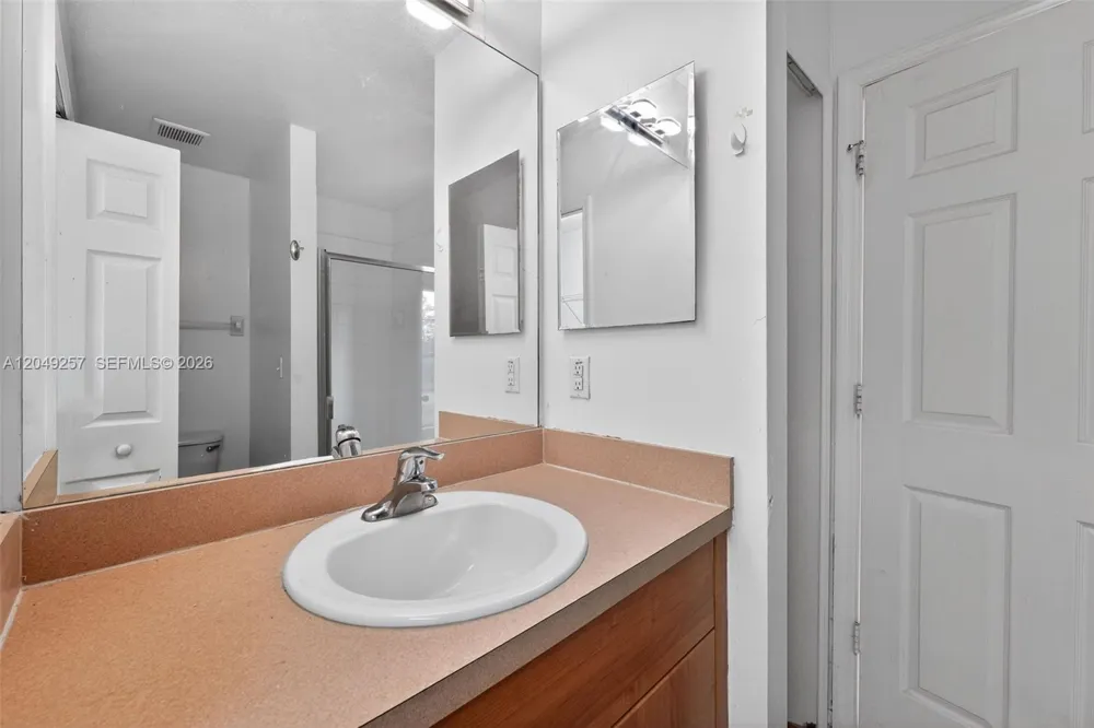 446 Windermere Dr. Lehigh Acres, FL 33972